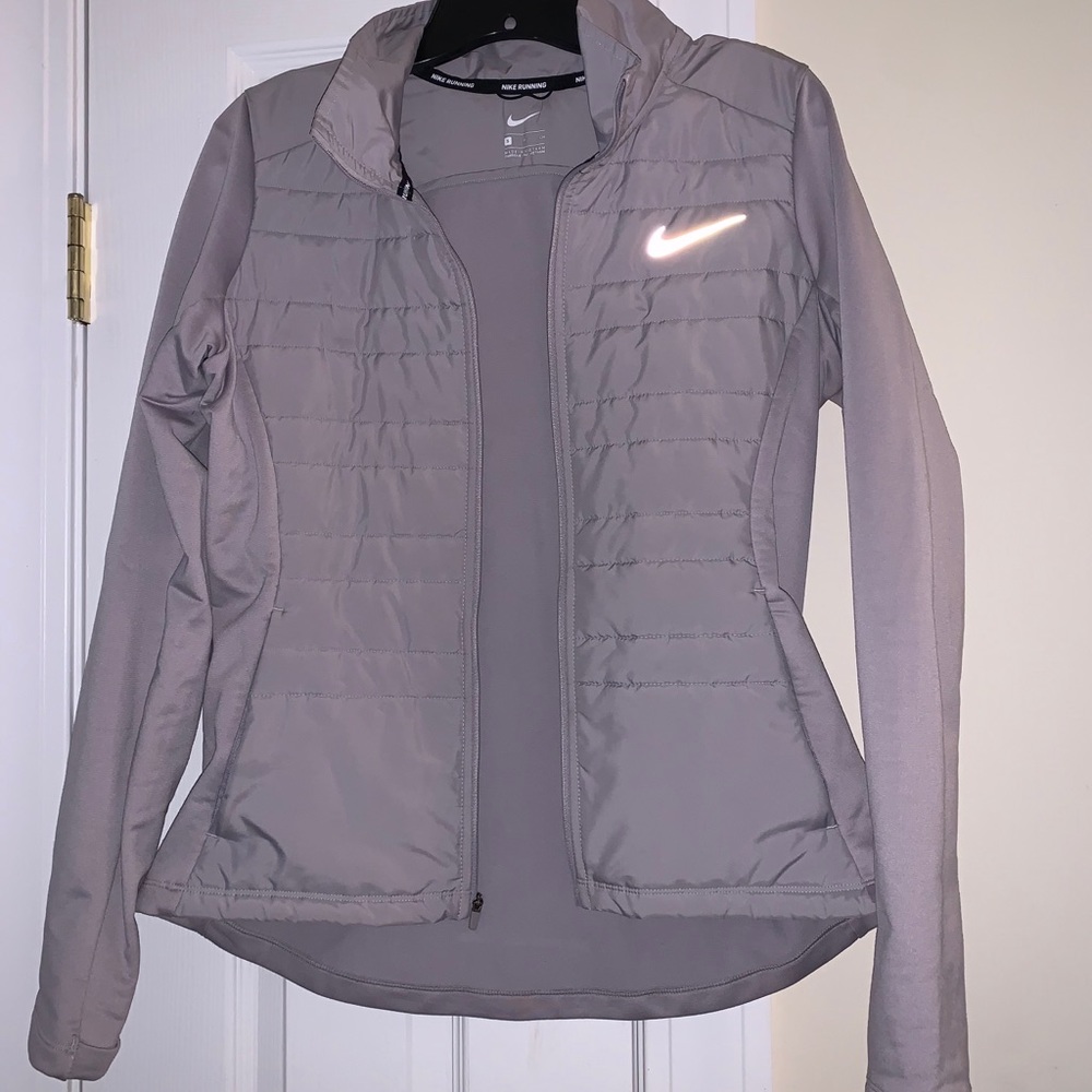 Nike running insulated jacket grey reflective